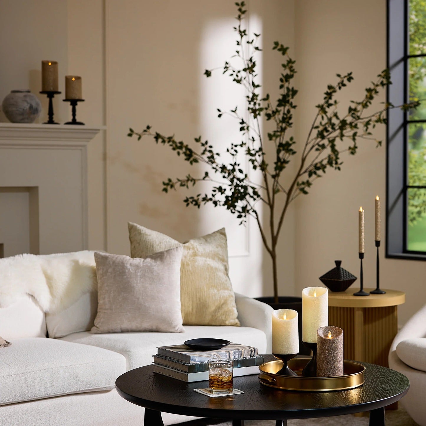 Radiant lvory Glitter Flameless Candle pilars
